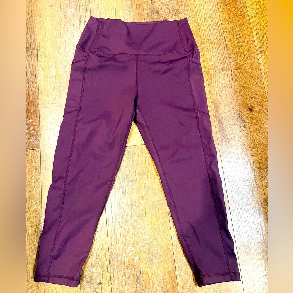 Zyia Active 8/10 Purple Leggings Side pockets